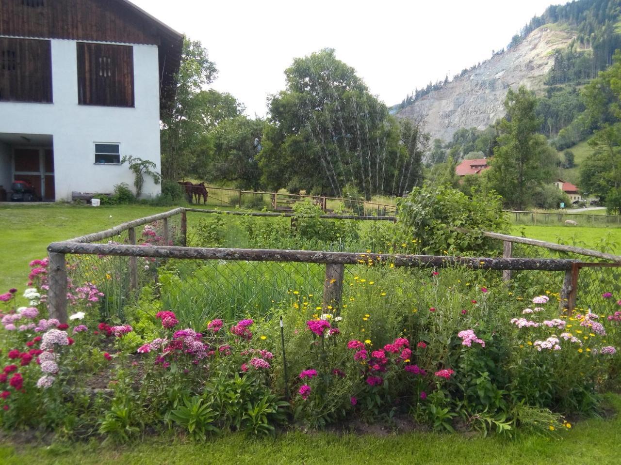 Ferien Am Talhof Hotel Sankt Urban ภายนอก รูปภาพ